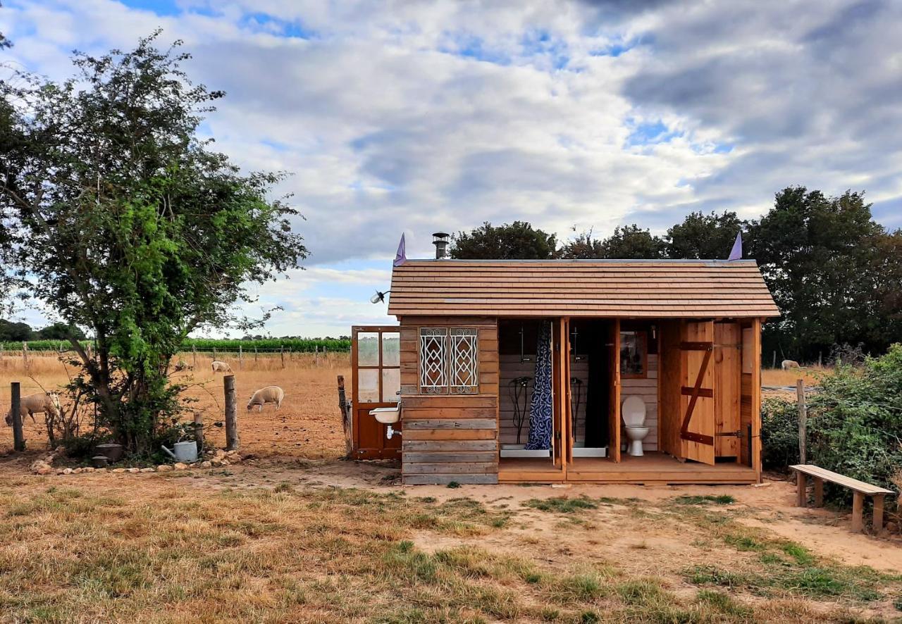 Manoir du Bois Joly - Cabanes de Berger Margon  Extérieur photo